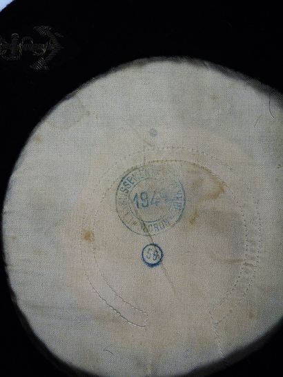 COIFFURES. Béret d'officier des troupes coloniales...