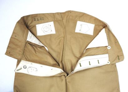 UNIFORMES. Pantalon-culotte modèle 1921/35...