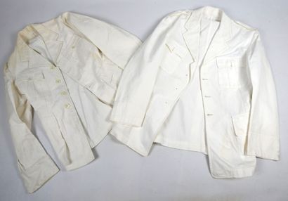 UNIFORMES. Ensemble de 2 tuniques d'officier...