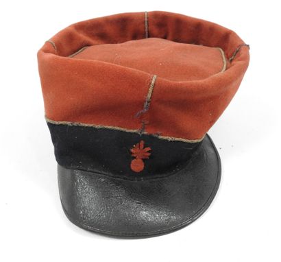 COIFFURES. Képi modèle 1884 de caporal de...
