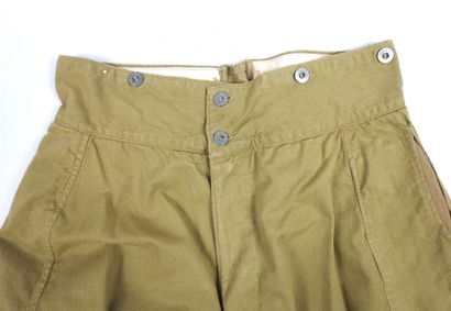 UNIFORMES. Tenue de Spahis marocain constituée...