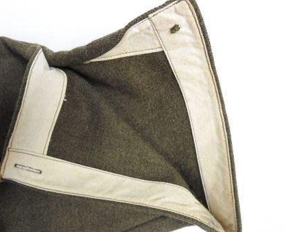 UNIFORMES. Pantalon-culotte modèle 1921 pour...