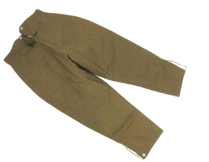 UNIFORMES. Pantalon-culotte modèle 1921 pour...