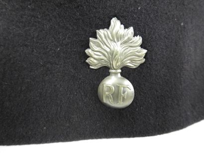 COIFFURES. Chéchia d'auxiliaire indigène...