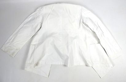 UNIFORMES. Tenue de toile blanche composée...