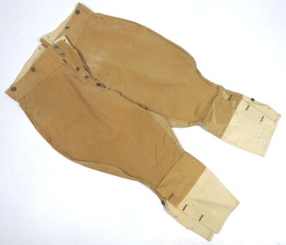 UNIFORMES. Pantalon-culotte modèle 1915/27...