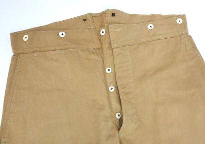 UNIFORMES. Pantalon-culotte modèle 1921/35...