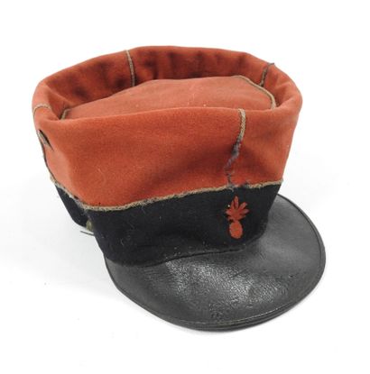 COIFFURES. Képi modèle 1884 de caporal de...