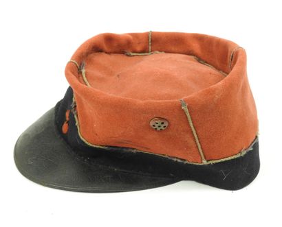 COIFFURES. Képi modèle 1884 de caporal de...