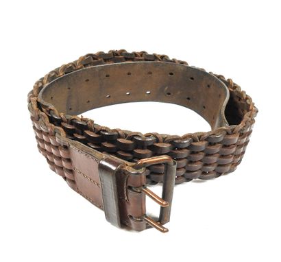 EQUIPEMENTS. Ceinturon modèle 1903 en cuir...