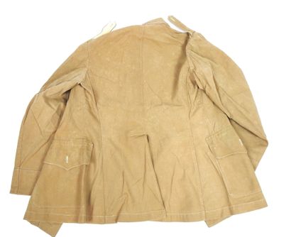 UNIFORMES. Tenue composée d'un paletot modèle...