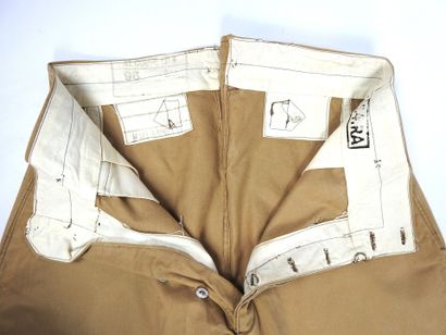 UNIFORMES. Pantalon-culotte modèle 1915/27...