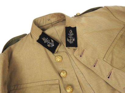 UNIFORMES. Vareuse d'officier modèle 1921...