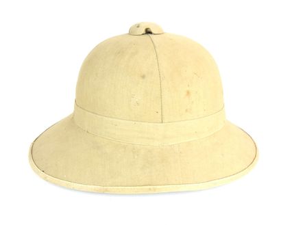 COIFFURES. Casque modèle 1931 en liège recouvert...