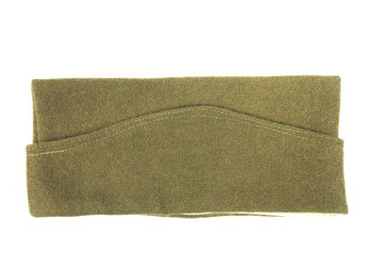 COIFFURES. Calot modèle 1918 réglementaire...