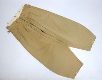 UNIFORMES. Pantalon flottard pour sous-officier...
