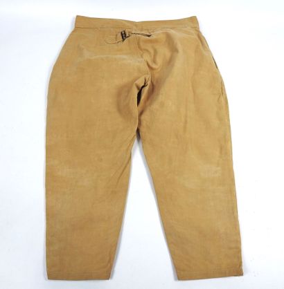 UNIFORMES. Paletot en coton kaki clair de...