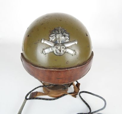 COIFFURES. Casque de DCA modèle 1936 à bombe...