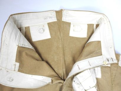 UNIFORMES. Lot de 2 pantalon-culotte modèle...