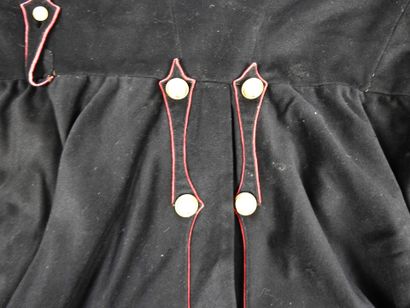 UNIFORME. Tunique modèle 1873 de capitaine...