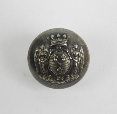 Prince de CONDE. o. livery button, vest....
