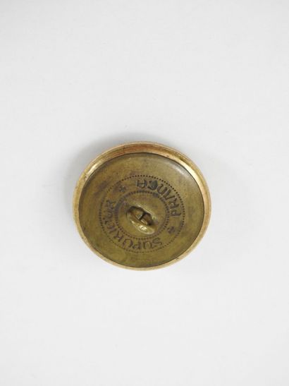 LIVERY BUTTON. Coat of arms under knight's...