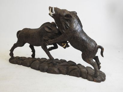FORET NOIRE. Large carved wood group depicting...