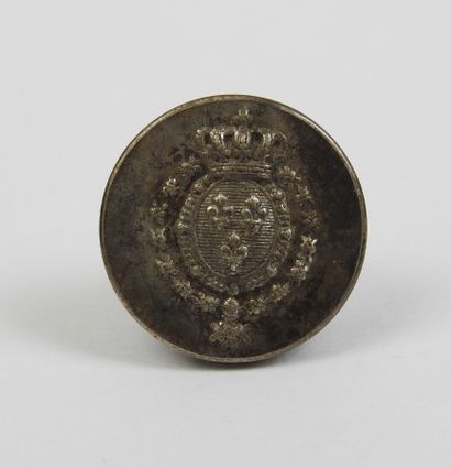 COMTE DE CHAMBORD. o. livery vest button...