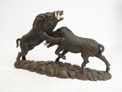 FORET NOIRE. Large carved wood group depicting...