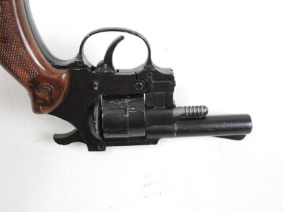 Alarm revolver, Italy in zamac 7-shot cylinder,...