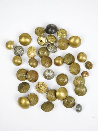 BUTTON. Lot of mainly military buttons: Engineers,...