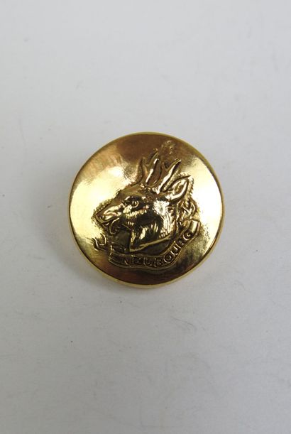 Rallye NEUBOURG. to M. Boisset. o. vest button....