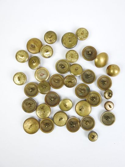 BUTTON. Lot of mainly military buttons: Engineers,...