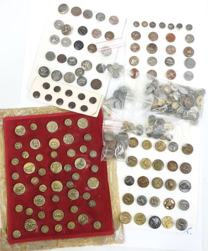 IMPORTANT LOT of hunting, livery, military...