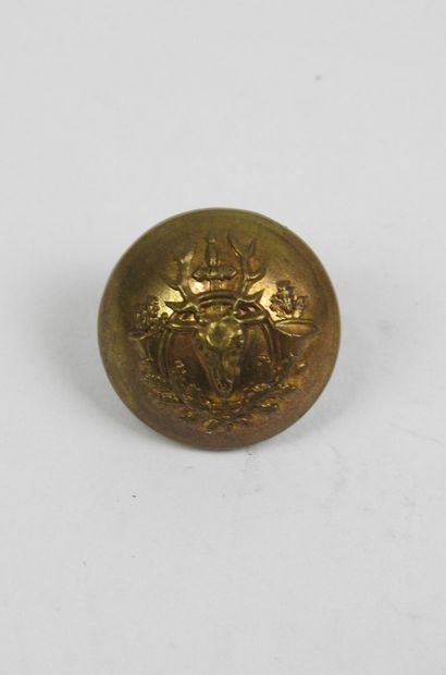 VENERY BUTTON stag's head in a hunting horn....