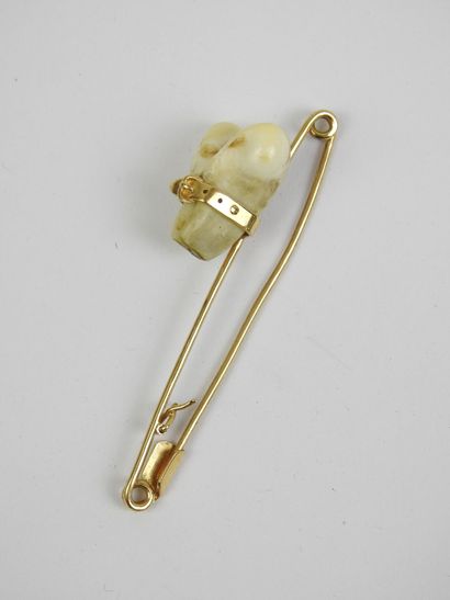HUNTING PENSEL in yellow gold 750/1000 adorned...