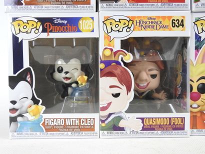 FUNKO POP : 12 figurines de collection DISNEY...