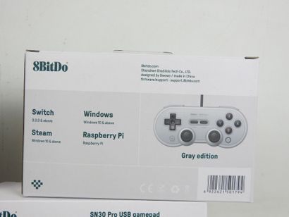 8BitDo : 4 manettes SN30 Pro USB gamepad...