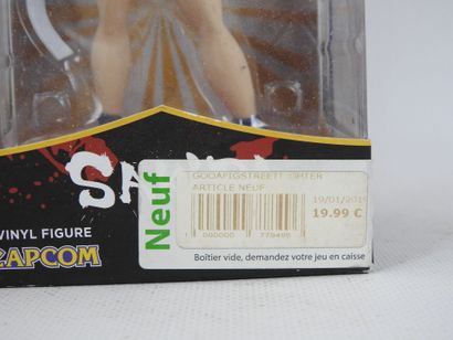 JEUX VIDEOS et divers : 2 figurines de collection...