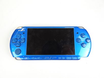 PLAYSTATION : Lot comprenant une console...