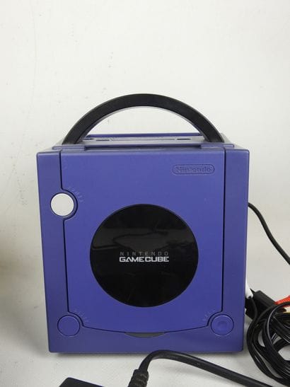 NINTENDO : Console Entertainement System...