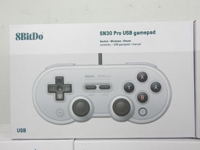 8BitDo : 5 manettes SN30 Pro USB gamepad...