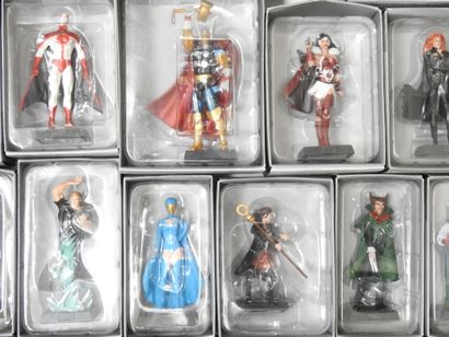 MARVEL : 54 figurines de modèles différents....