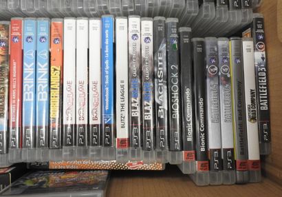 PSP - PS3 : Environ 120 jeux vidéos dont...
