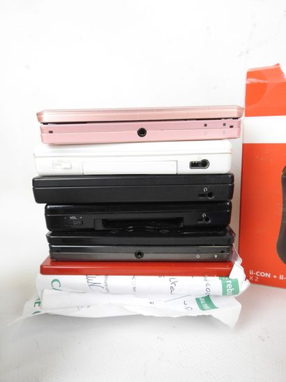 NINTENDO : 2 Super Nintendo Entertainment...