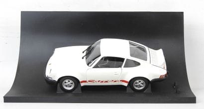 MACADAM Porsche Carrera, blanc. 1/20 Réf...