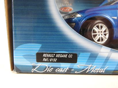 SOLIDO Renault Megane CC, bleu métallisé....