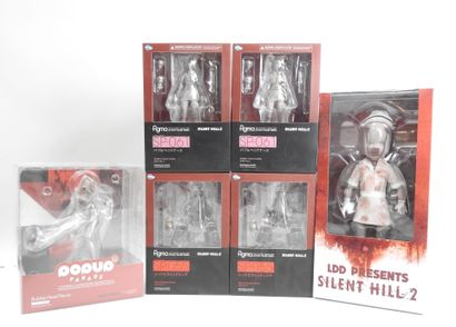 SILENT HILL 2 : 6 figurines de collections...