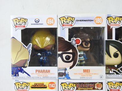 FUNKO POP : 12 figurines de collection de...