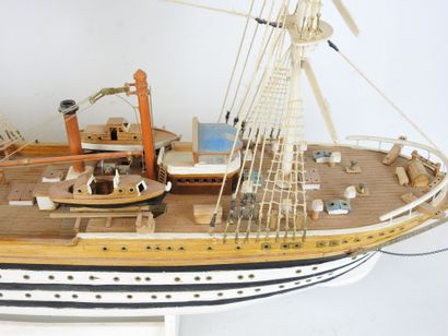 MAQUETTE du trois-mâts Amerigo Vespucci en...